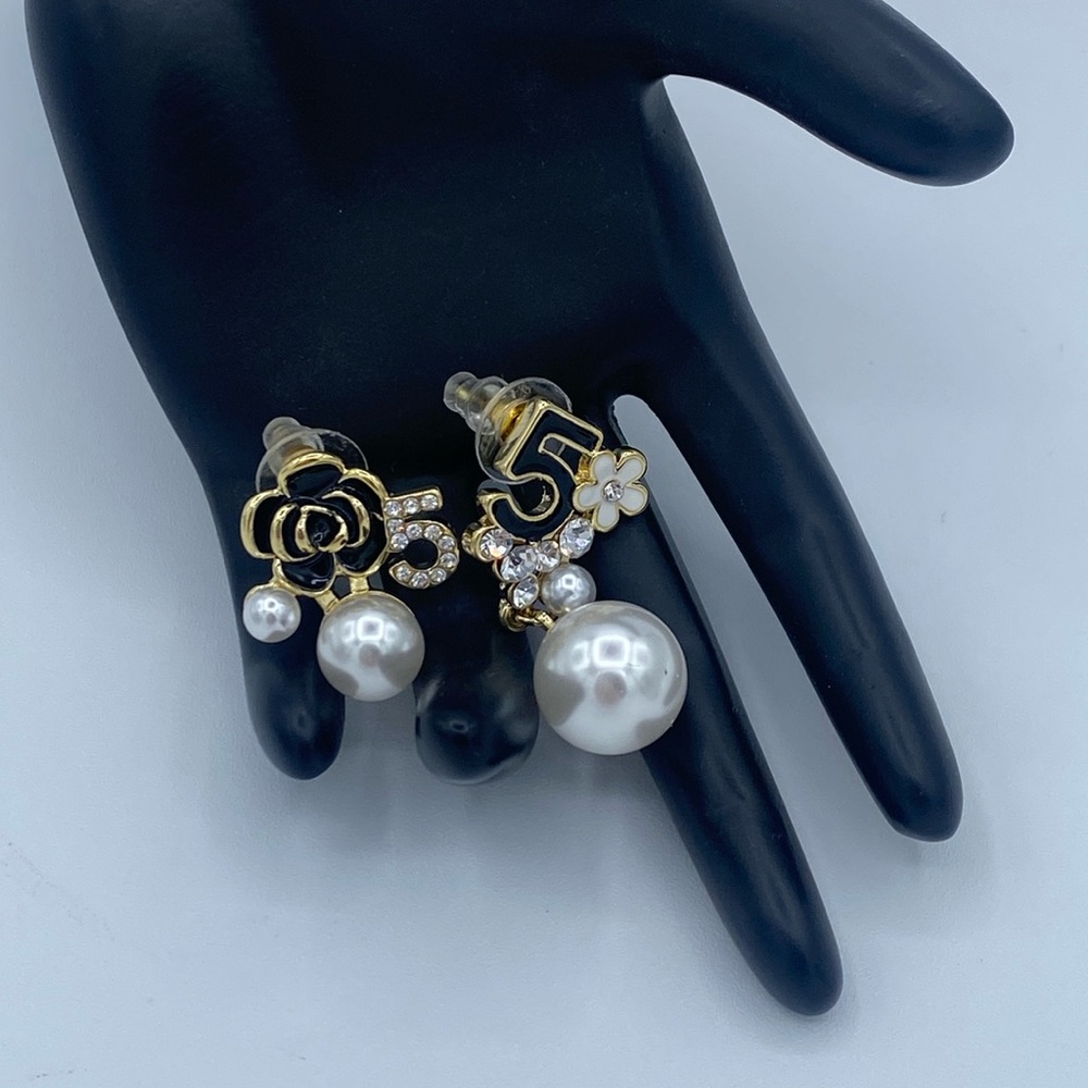 Number 5 No5 inspired camellia earrings